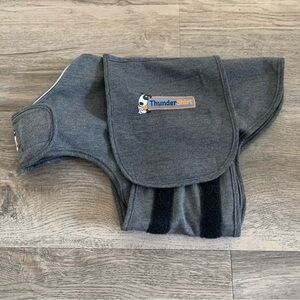 Thundershirt Dog Charcoal Pet Calming Vest Adjustable Size Small S